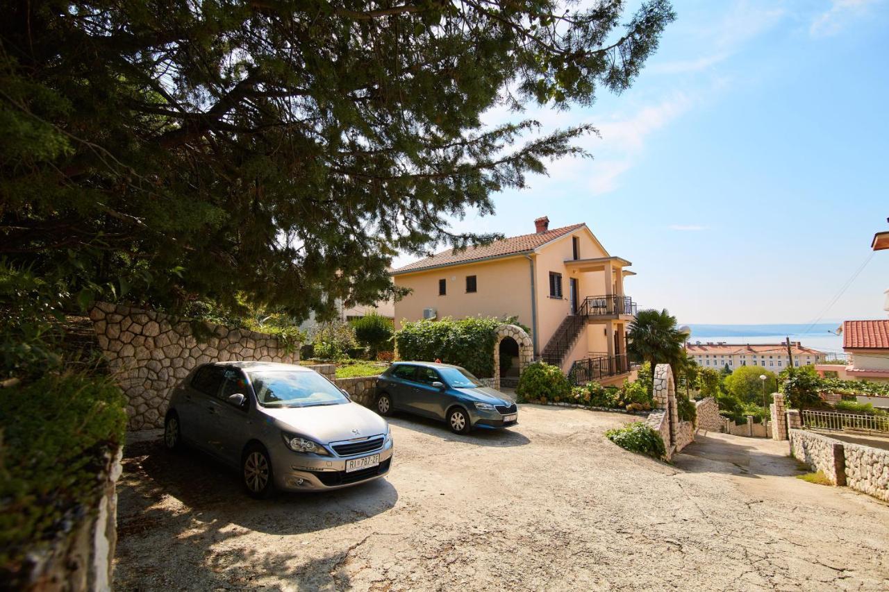 Apartments And Rooms With Parking Space Crikvenica - 19125 Экстерьер фото