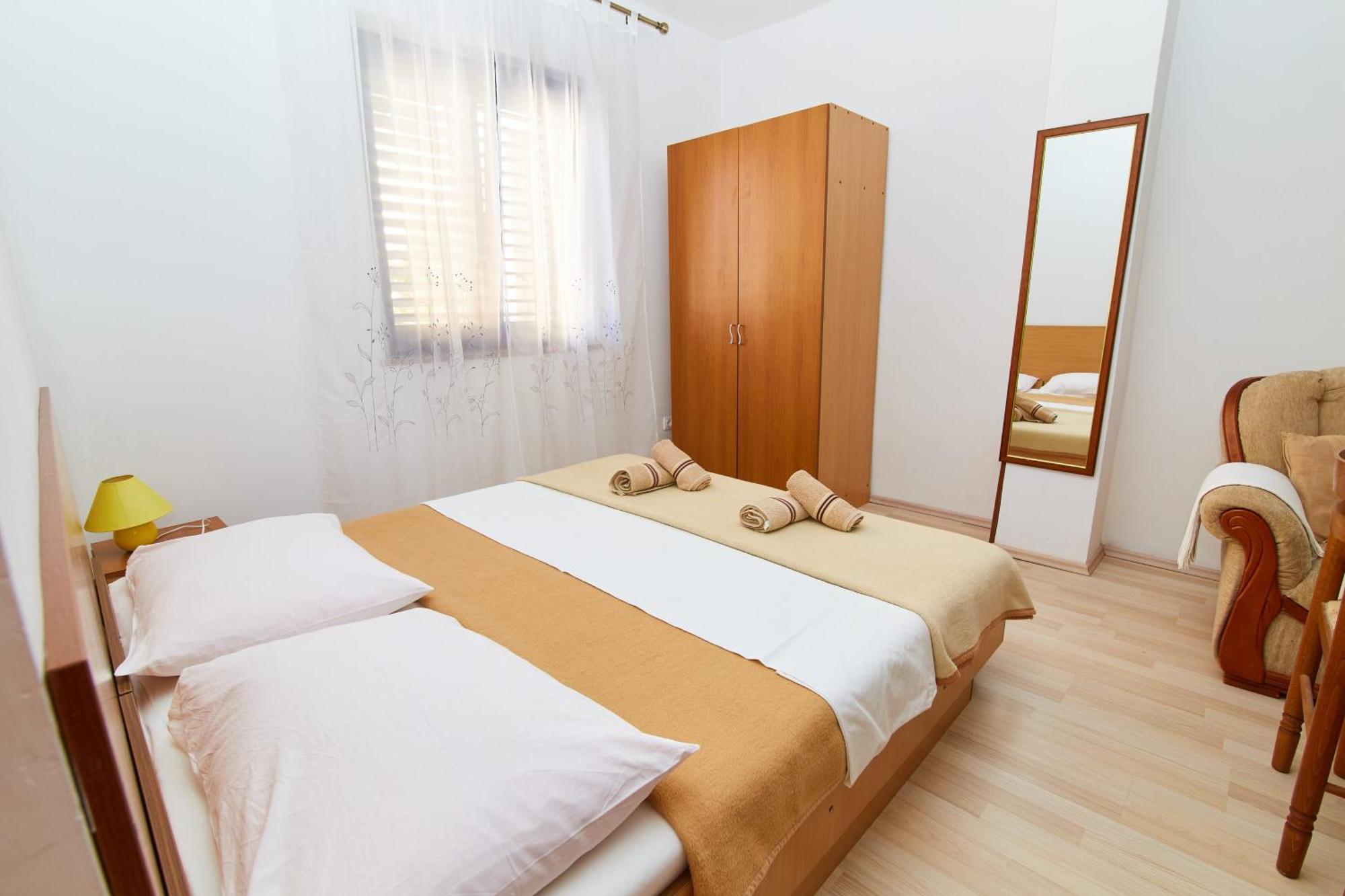 Apartments And Rooms With Parking Space Crikvenica - 19125 Номер фото