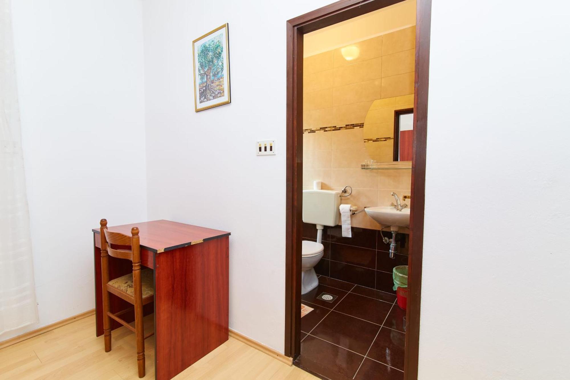 Apartments And Rooms With Parking Space Crikvenica - 19125 Номер фото